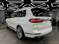 Сүрөт унаа BMW X7