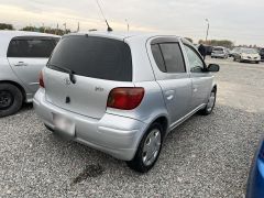 Фото авто Toyota Vitz