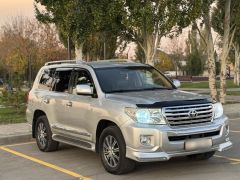 Фото авто Toyota Land Cruiser