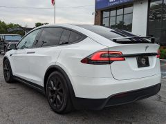 Фото авто Tesla Model X