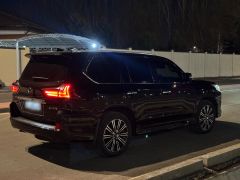 Сүрөт унаа Lexus LX