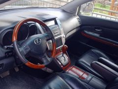 Photo of the vehicle Lexus RX