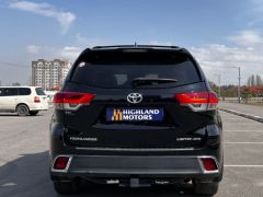 Фото авто Toyota Highlander