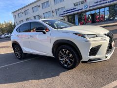 Photo of the vehicle Lexus NX