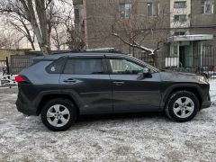 Сүрөт унаа Toyota RAV4