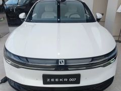 Photo of the vehicle Zeekr 007