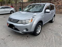 Сүрөт унаа Mitsubishi Outlander