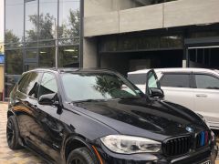 Photo of the vehicle BMW X5