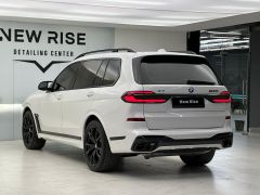 Сүрөт унаа BMW X7