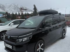 Photo of the vehicle Toyota Voxy