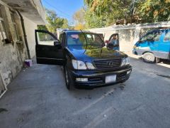 Photo of the vehicle Lexus LX