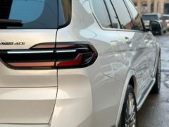 Photo of the vehicle BMW X7