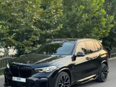 Photo of the vehicle BMW X5