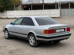 Photo of the vehicle Audi 100