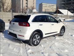 Сүрөт унаа Kia Niro