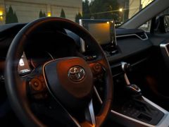 Сүрөт унаа Toyota RAV4