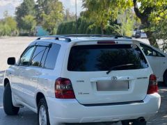 Photo of the vehicle Toyota Highlander