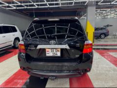 Сүрөт унаа Toyota Highlander