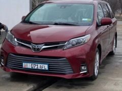 Сүрөт унаа Toyota Sienna