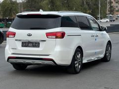 Photo of the vehicle Kia Carnival