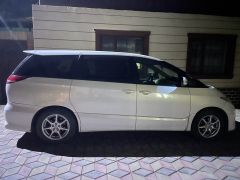 Photo of the vehicle Toyota Estima