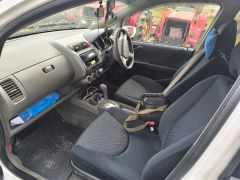 Photo of the vehicle Honda Fit