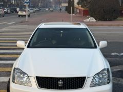 Сүрөт унаа Toyota Crown