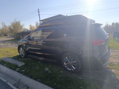 Photo of the vehicle Kia Carnival