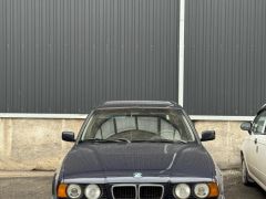 Photo of the vehicle BMW 5 Series