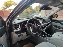 Сүрөт унаа Toyota Highlander