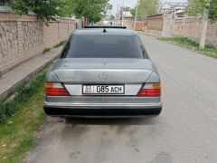 Фото авто Mercedes-Benz W124