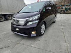 Фото авто Toyota Alphard