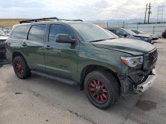 Сүрөт унаа Toyota Sequoia