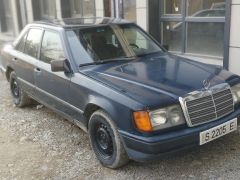 Фото авто Mercedes-Benz W124