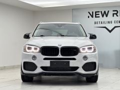 Photo of the vehicle BMW X5