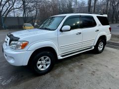 Сүрөт унаа Toyota Sequoia