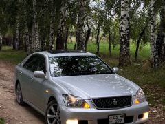 Photo of the vehicle Toyota Crown