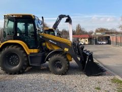 Photo of the vehicle Mecalac TLB870