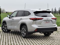 Фото авто Toyota Highlander