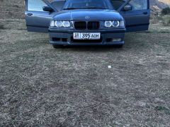 Photo of the vehicle BMW 3 Series