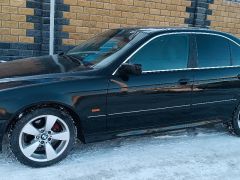 Photo of the vehicle BMW 5 Series