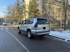 Фото авто Toyota Land Cruiser Prado