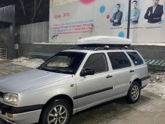 Сүрөт унаа Volkswagen Golf