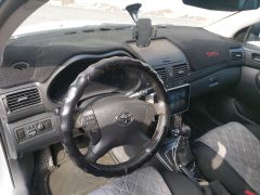 Сүрөт унаа Toyota Avensis