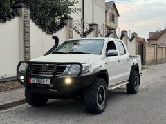 Сүрөт унаа Toyota Hilux