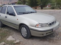 Сүрөт унаа Daewoo Nexia