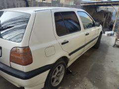 Photo of the vehicle Volkswagen Golf