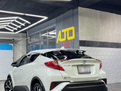 Сүрөт унаа Toyota C-HR