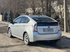 Фото авто Toyota Prius