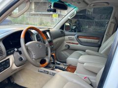 Photo of the vehicle Lexus LX